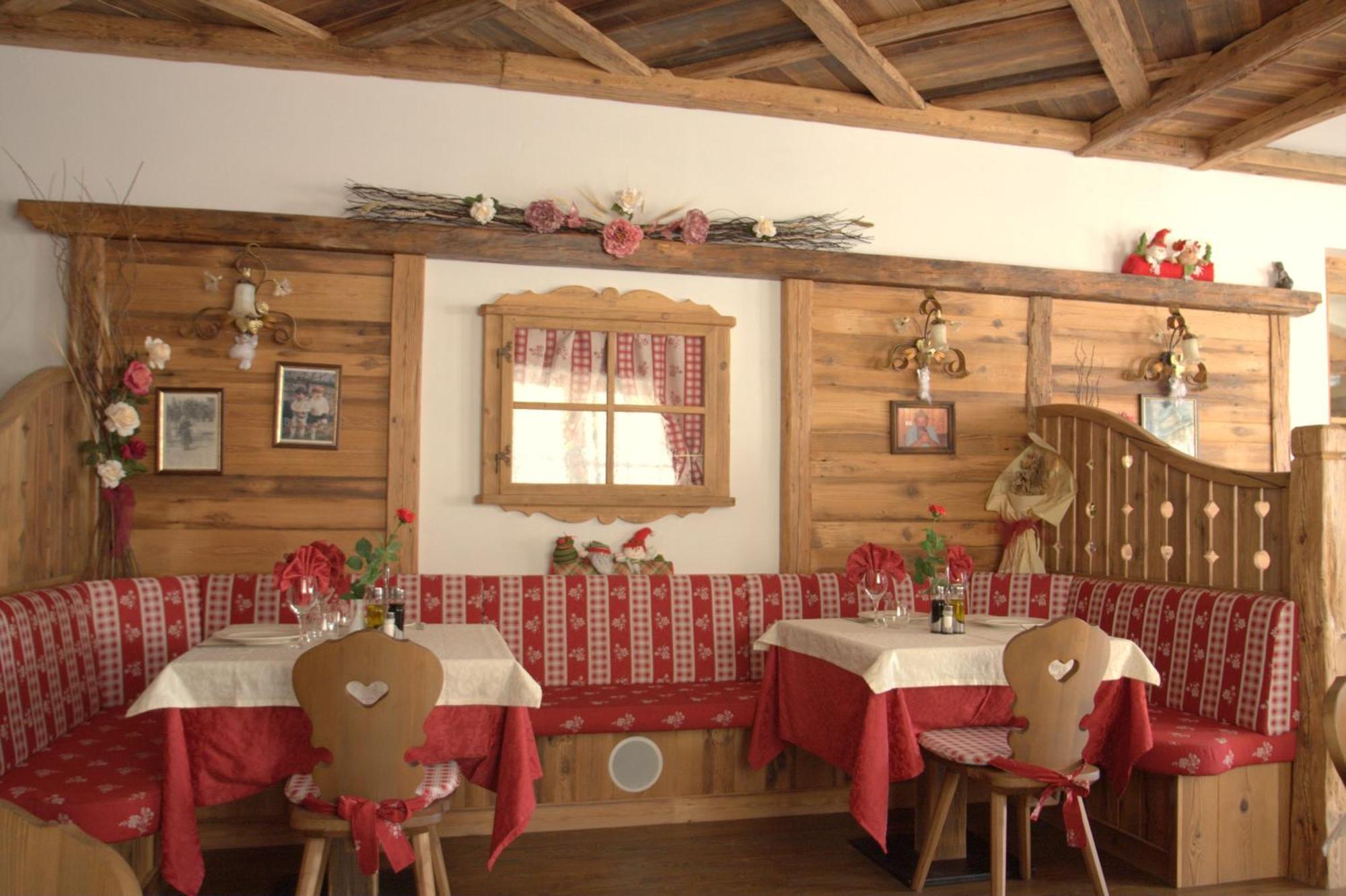Agriturismo Ai Castioni モルヴェーノ エクステリア 写真