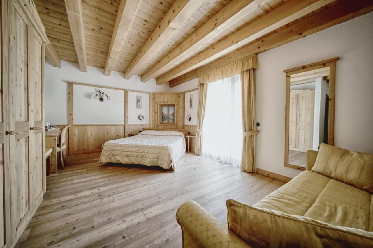 Agriturismo Ai Castioni モルヴェーノ エクステリア 写真
